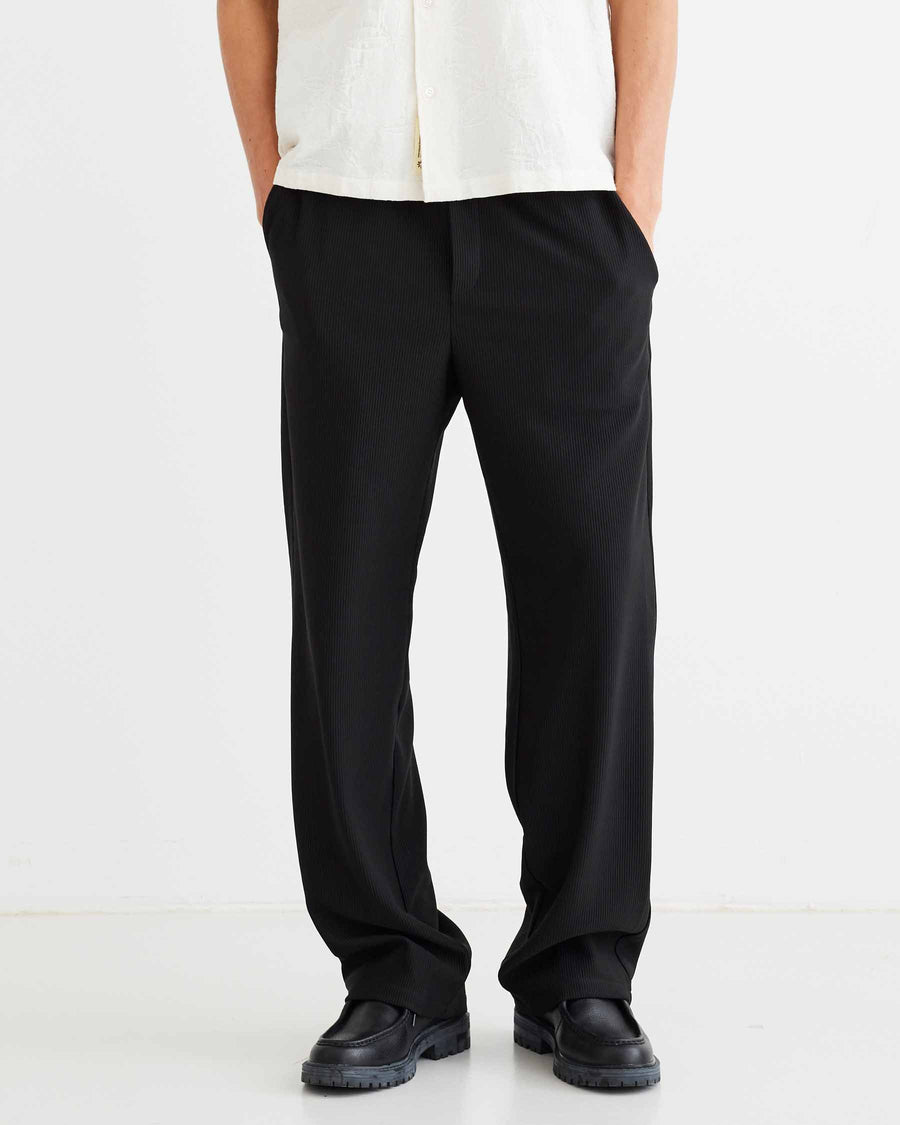 WBIvo Plisse Pant