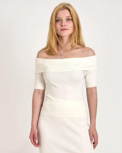 Melanie offshoulderThumbnail