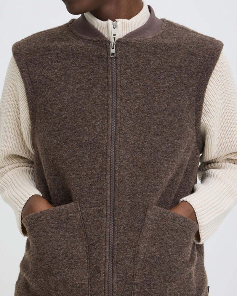 SWARD VEST