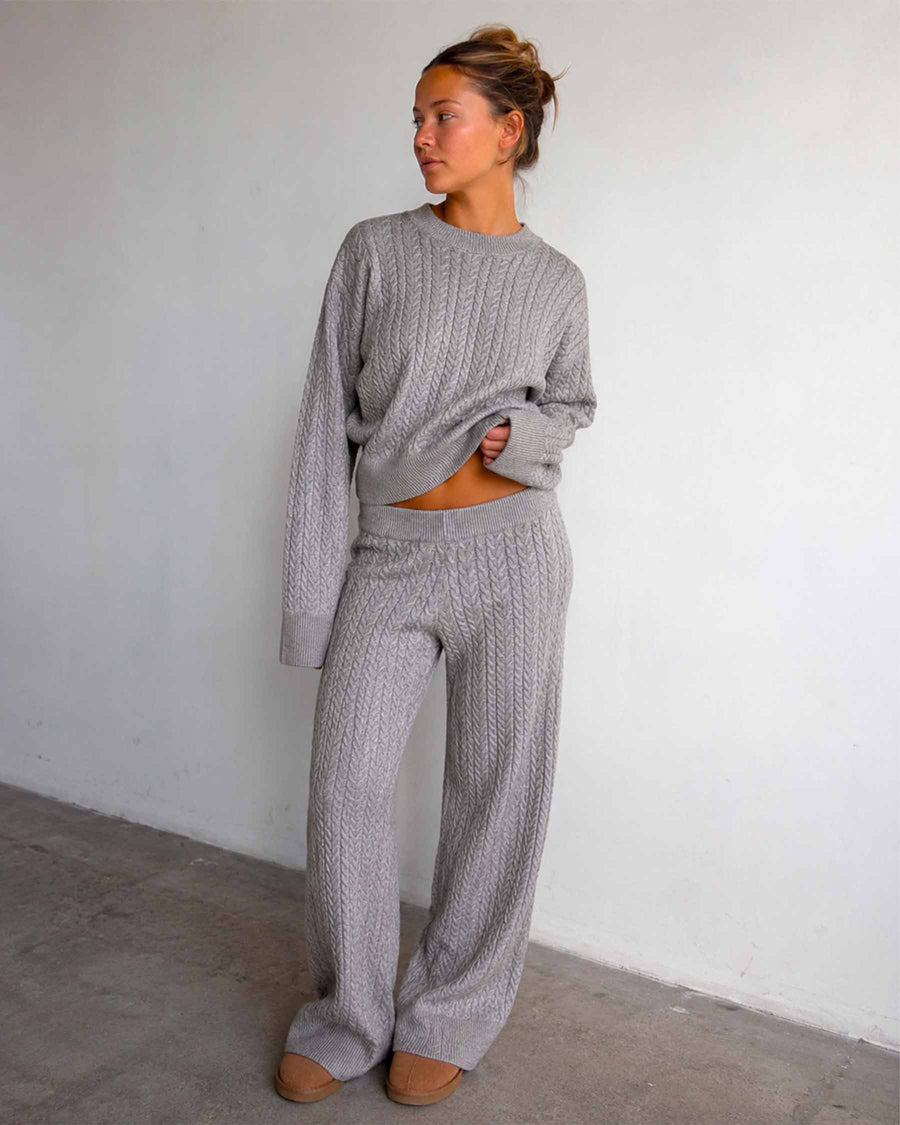 Saga cable knit