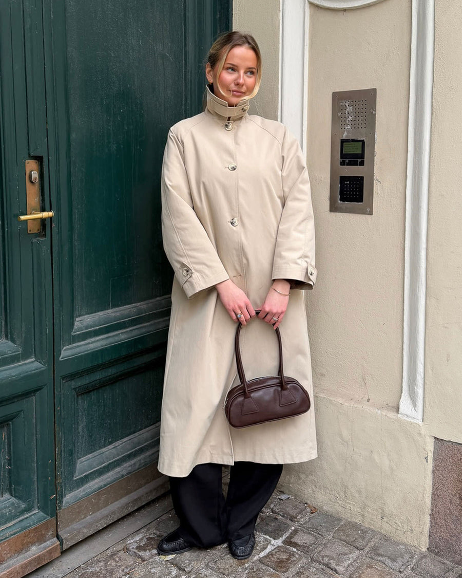 Avaic trenchcoat