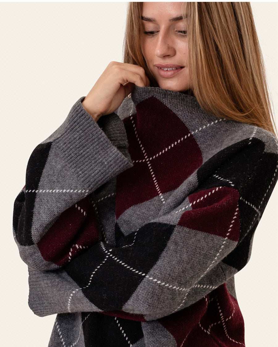 Boletteic pullover