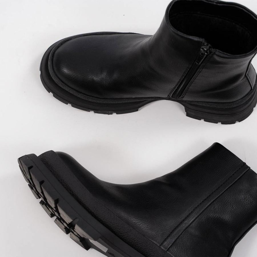 Purolivia boot