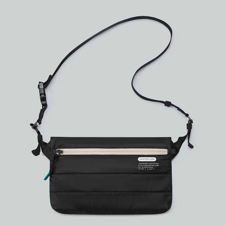 Lightweight bumbag