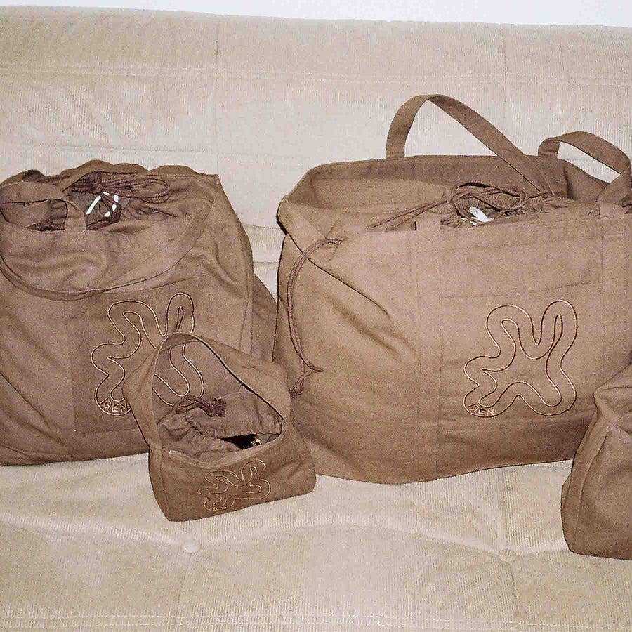 BROWN // MEGA SHOPPER