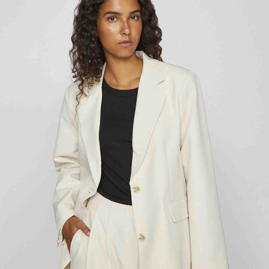 Vikaka back slit blazer