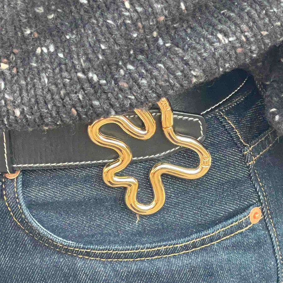 Swirl hook
