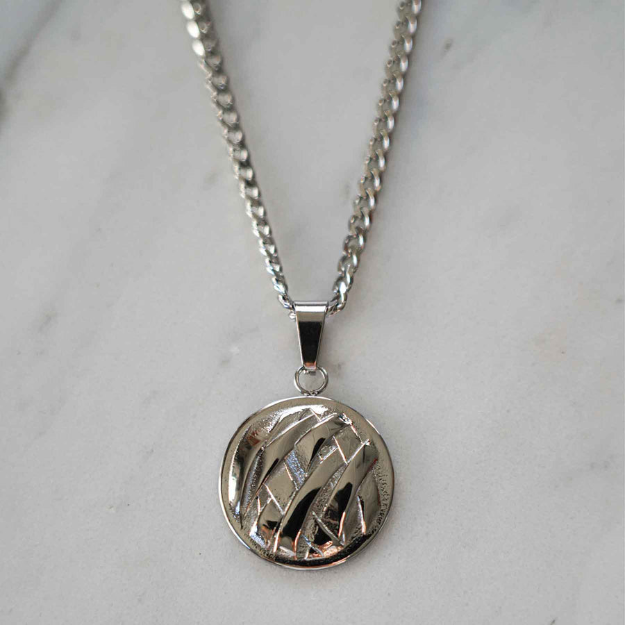 Armor necklace