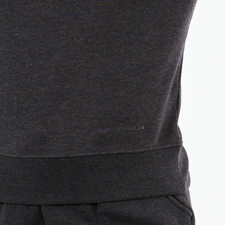 Basic crewneck