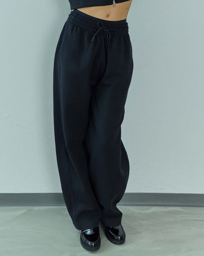 Laura barrel sweatpantThumbnail