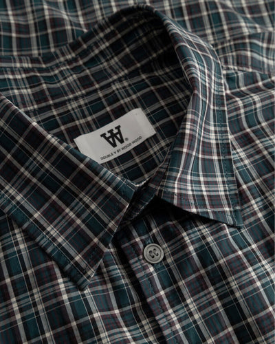 WWAdrian ch shirt 25444Thumbnail