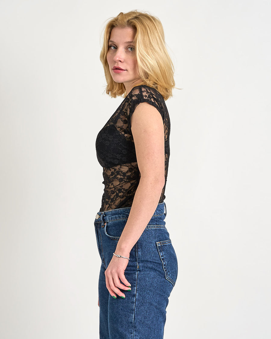 Wendy lace top