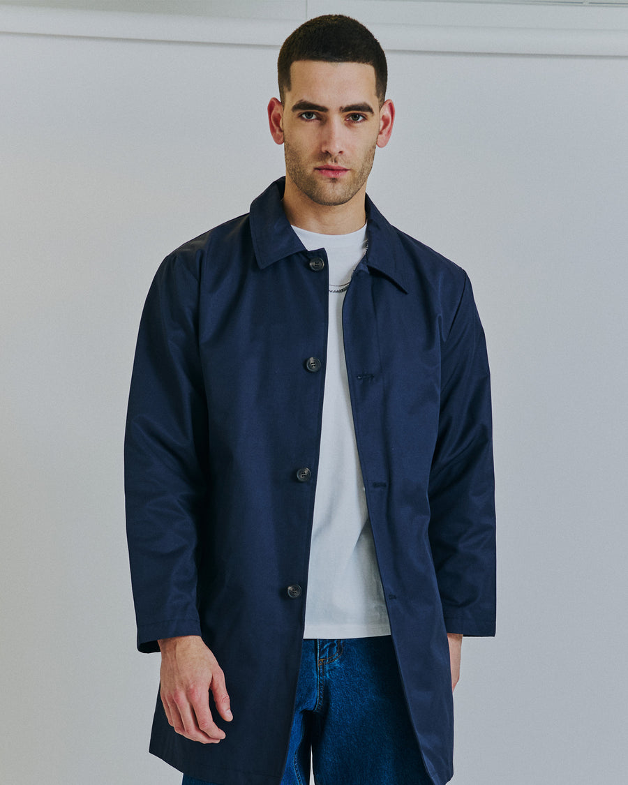 Thiago Trenchcoat