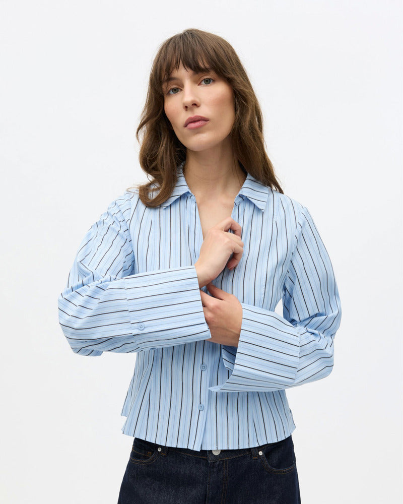 ENAGNESTA SHIRT