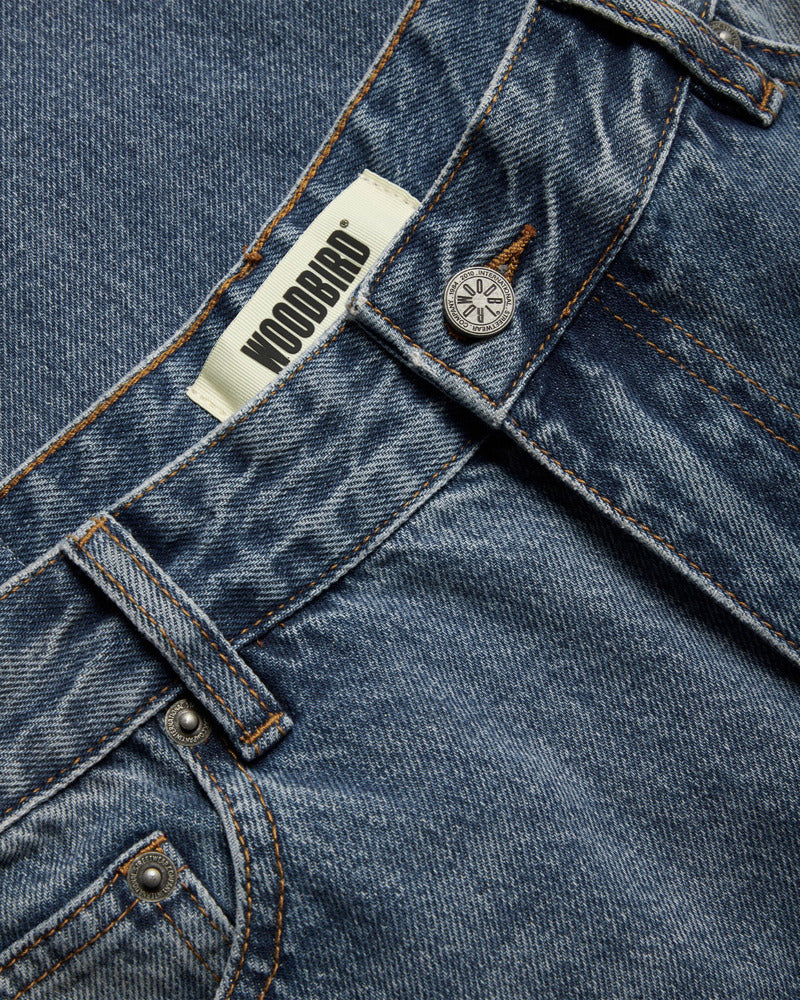 WBGhat Light BJeans