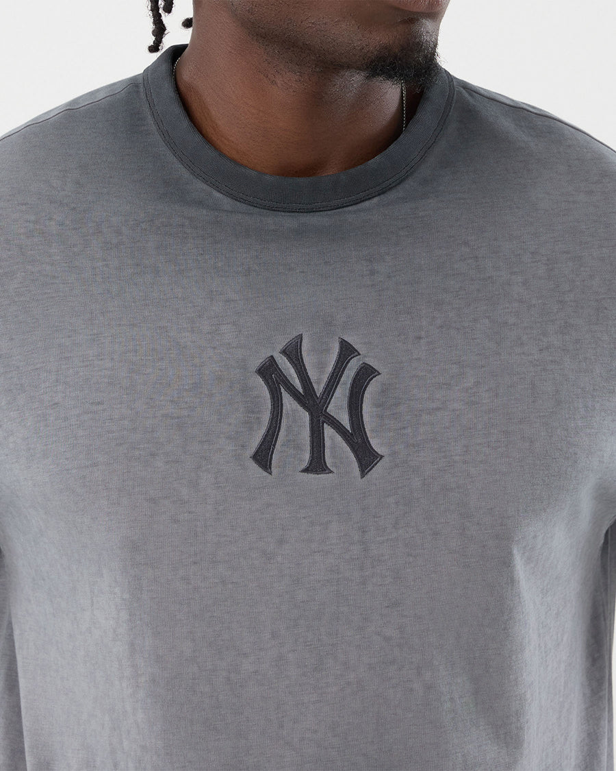 MLB WASHED LOGO TEE