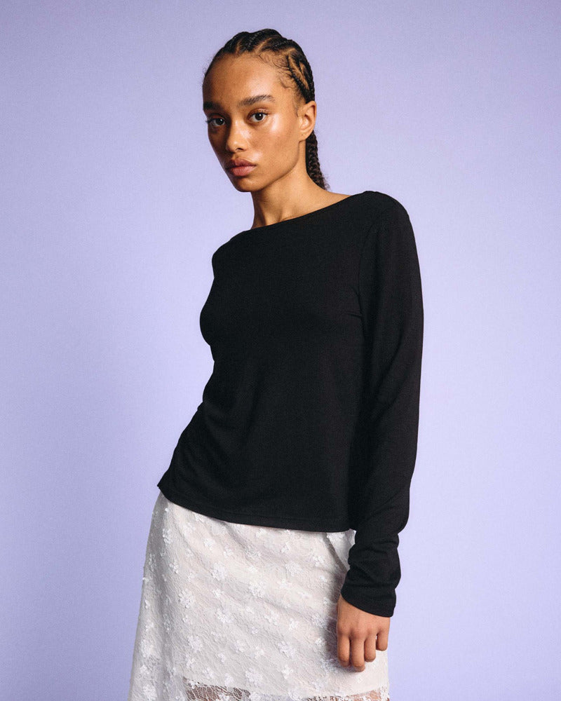 NMTIKA L/S LACE BACK TOP