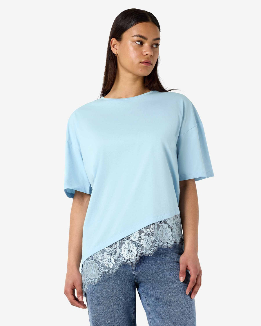 NMEASY LACE DETAIL T-SHIRT