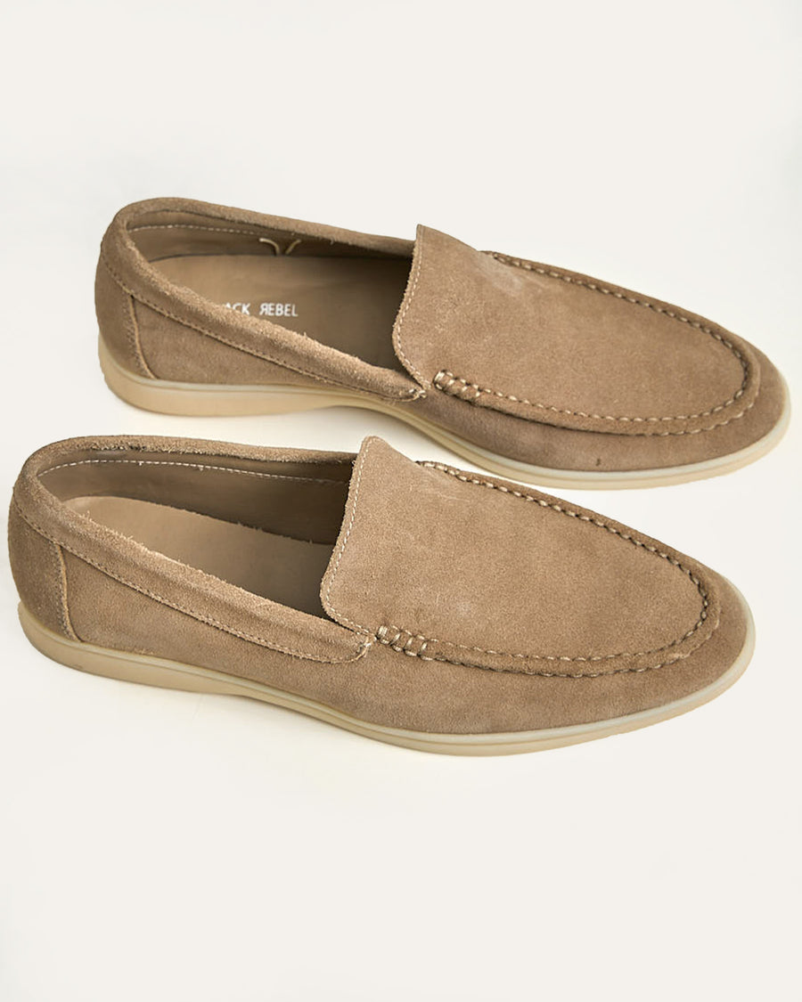 Suede loafer