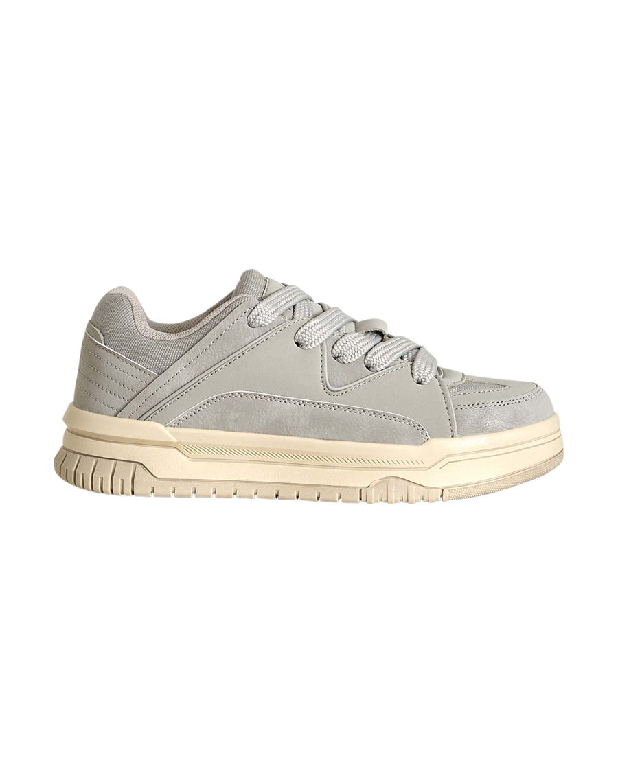 Hawk sneaker