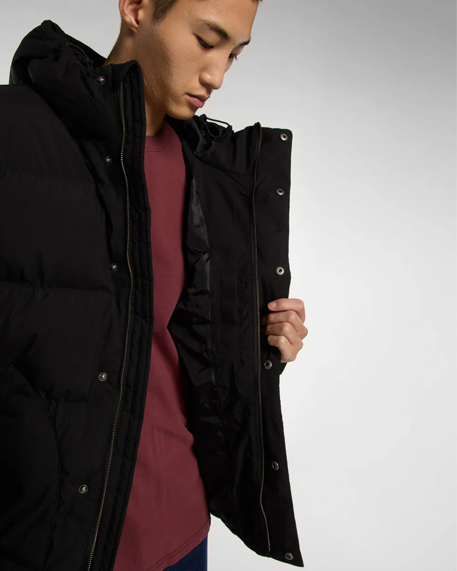 EAGLEVILLE HOODED PUFFER