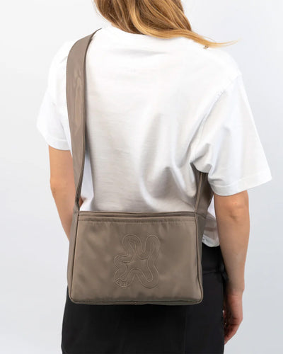 Vandafvisende mini crossbodyThumbnail 