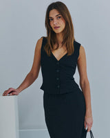 Sara crepe vest