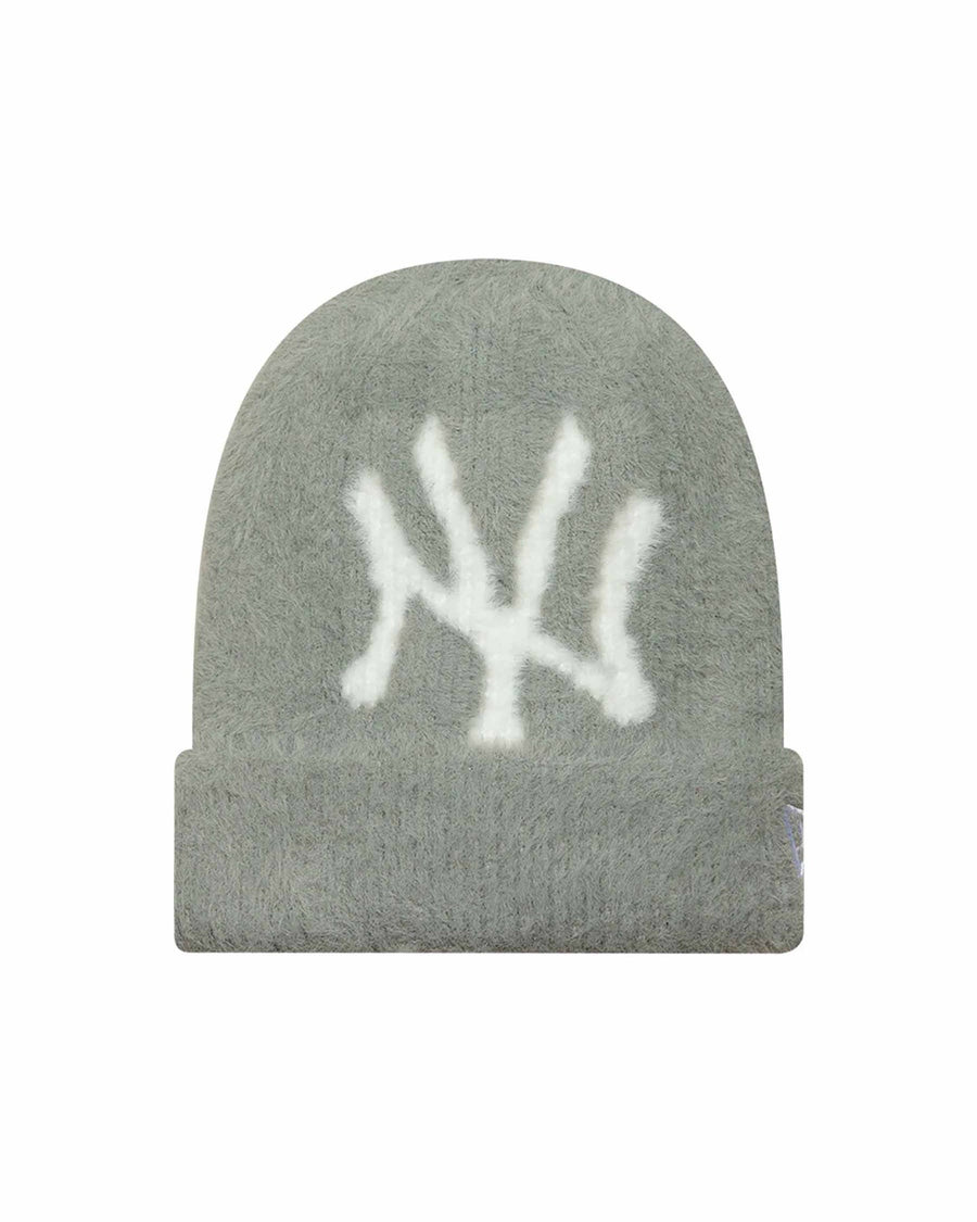 FLUFFY MOHAIR BEANIE