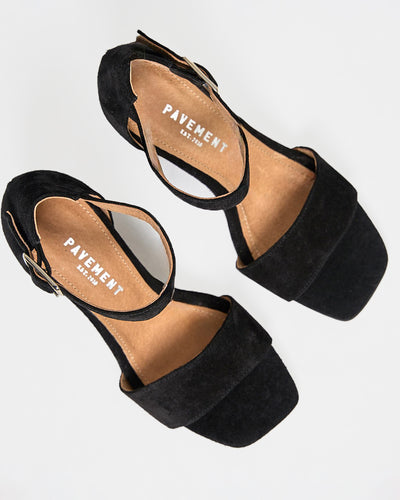 Queens heelThumbnail 