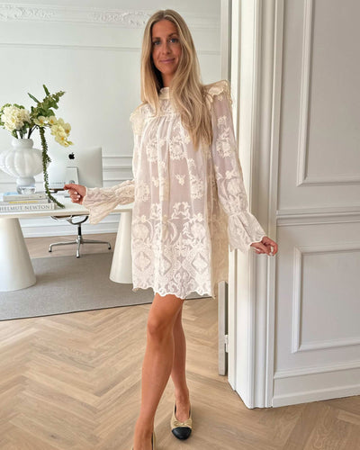 Ellinoric lace dressThumbnail 