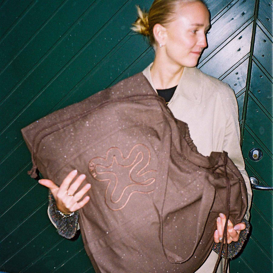 BROWN // MEGA SHOPPER