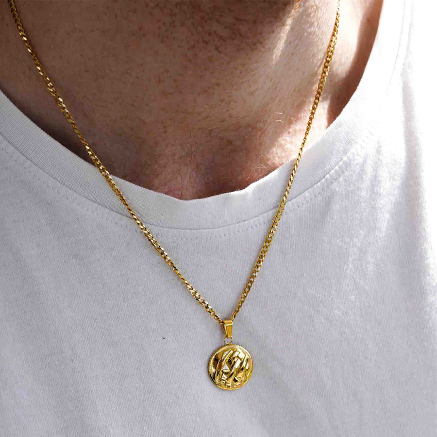 Armor necklace