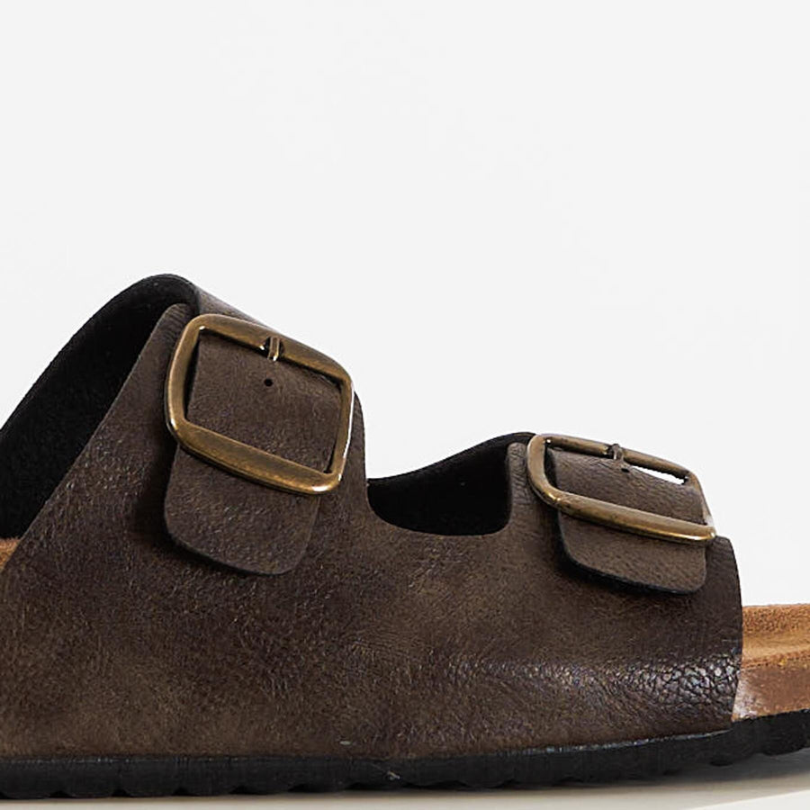 Lakers sandal