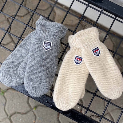 Basic wool mittensThumbnail 