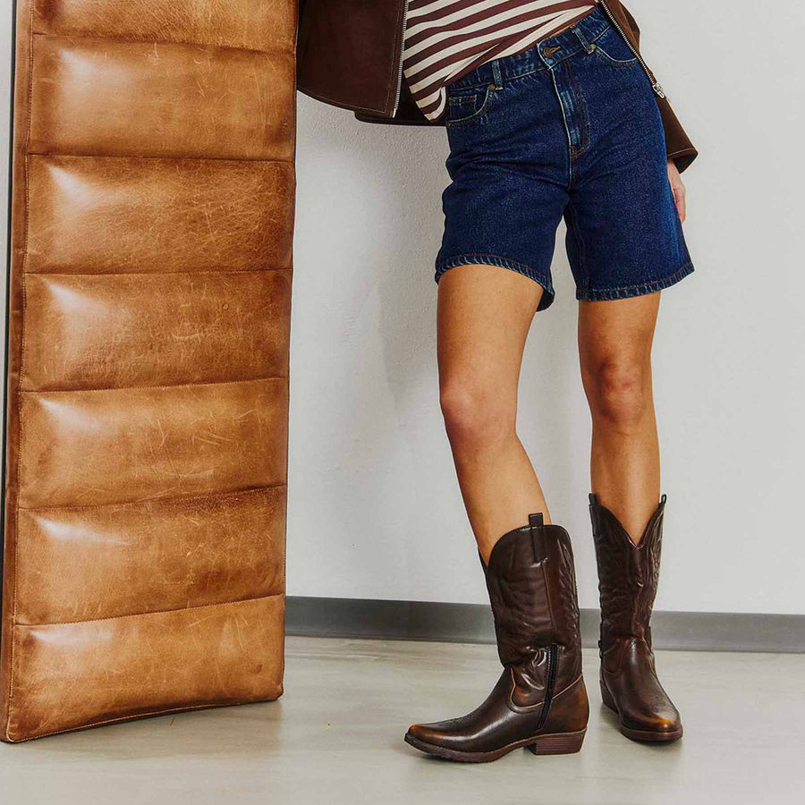 Lea cowboy boot