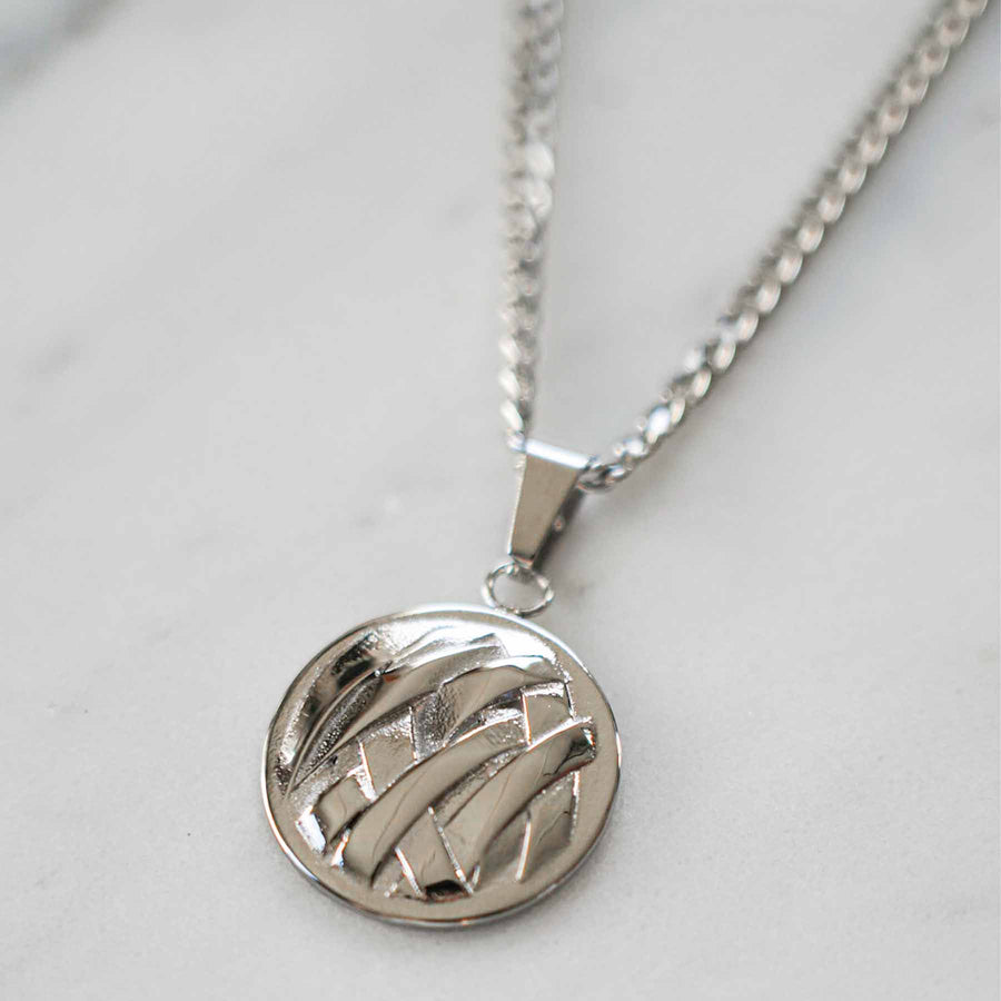 Armor necklace