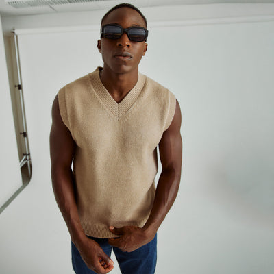 Scott knit vestThumbnail 