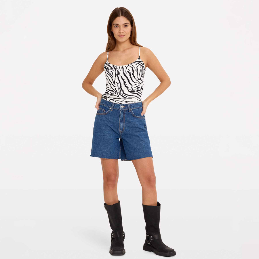 Enbiloba shorts