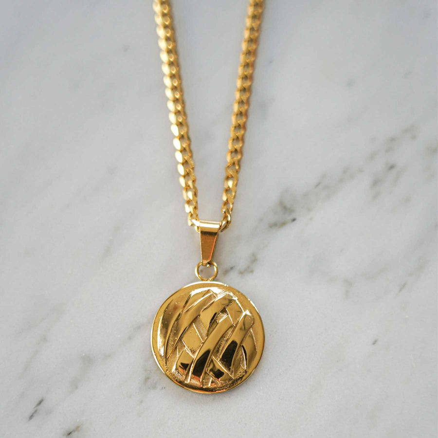 Armor necklace