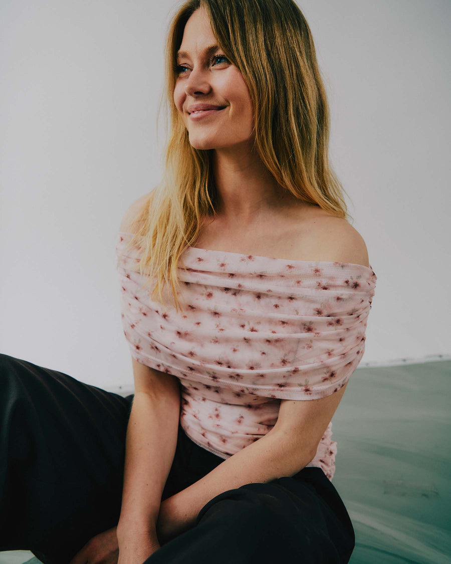 Pursille off shoulder top