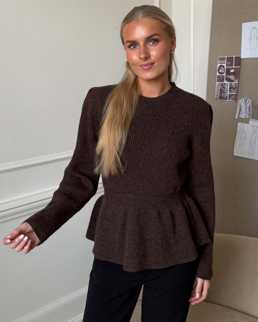 Saraic sweater